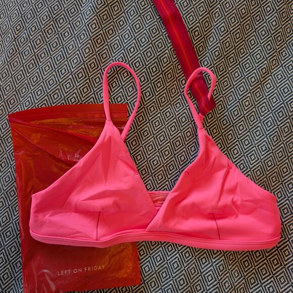 Left On Friday - Sweet Victory Top - Size M - NWT - Picture 4 of 5